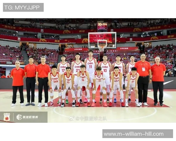 中国男篮迎战伊拉克队力争胜利全力以赴展现团队精神与竞技状态